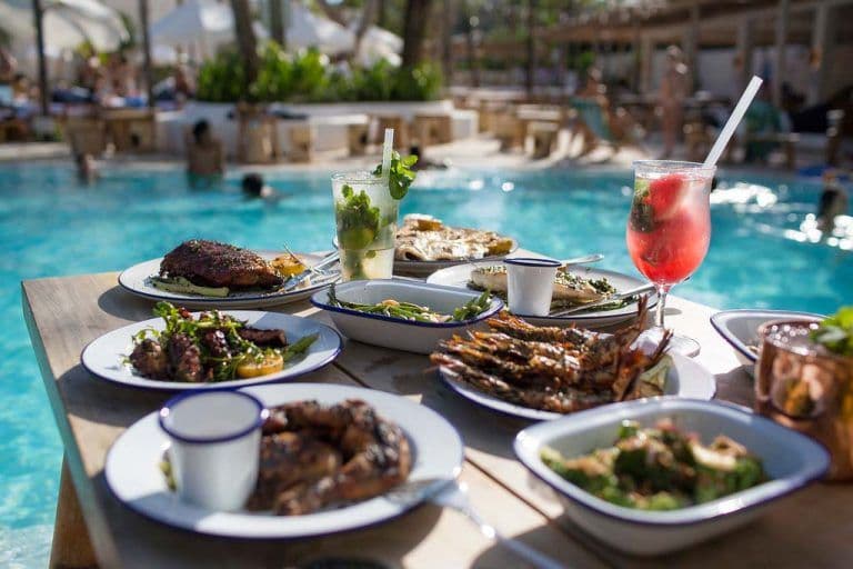 eating in Mrs Sippy Seminyak