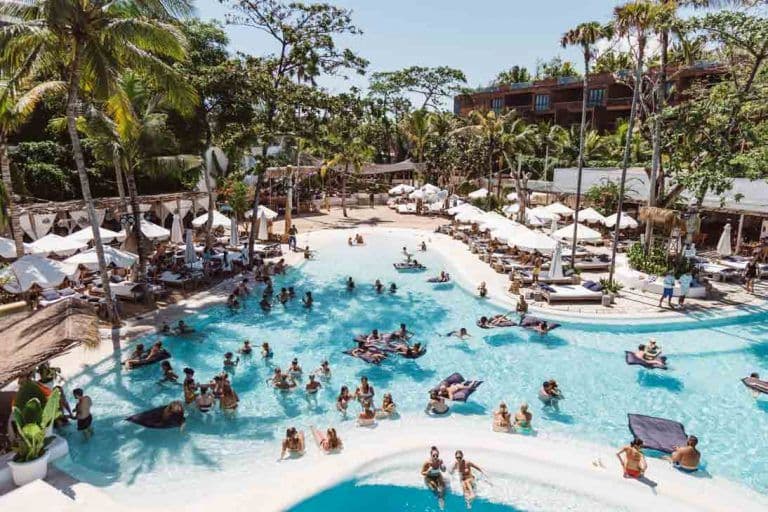 seminyak pool club