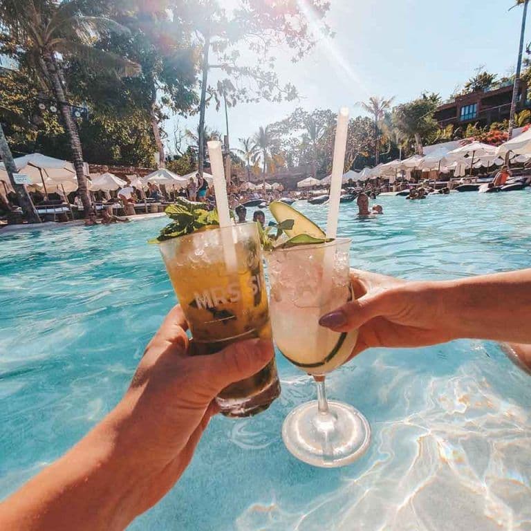 mrs sippy beverage - place to eat seminyak