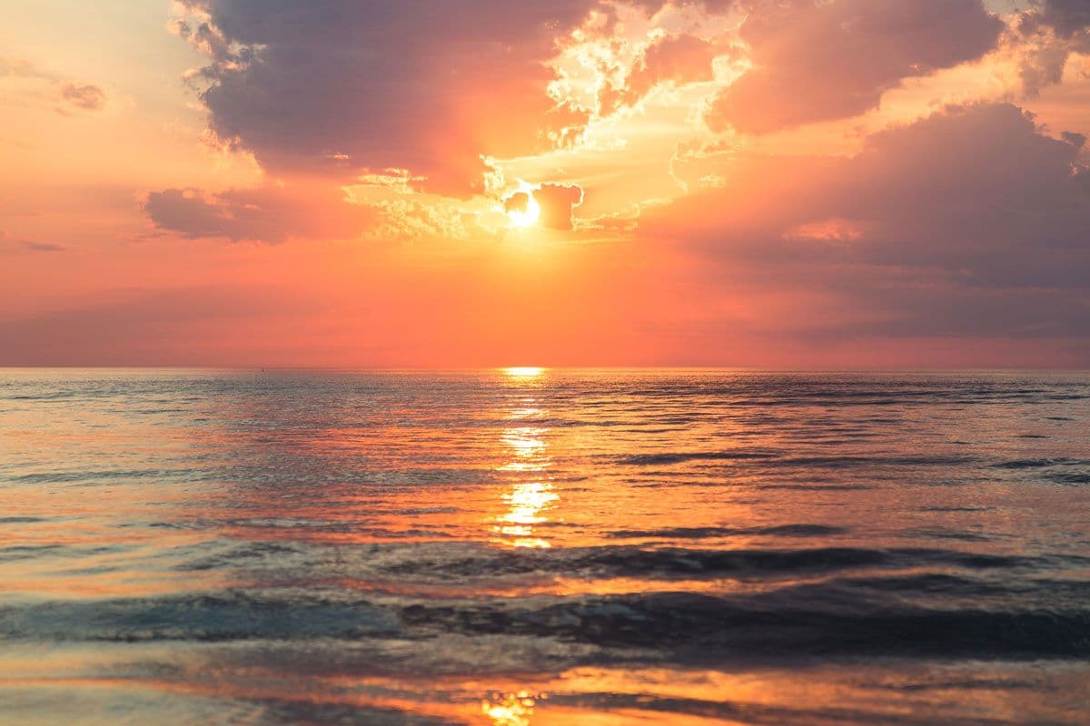 sunset-in-seminyak-bali.jpeg